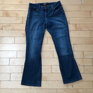 Lucky Brand The Sweet Jean Boot 10/30 regular